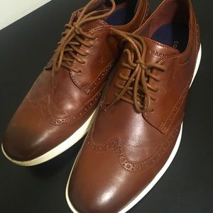COLE HAAN, MENS size 10 1/2 Medium